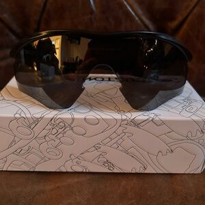 Oakley Men’s M2 Sunglasses